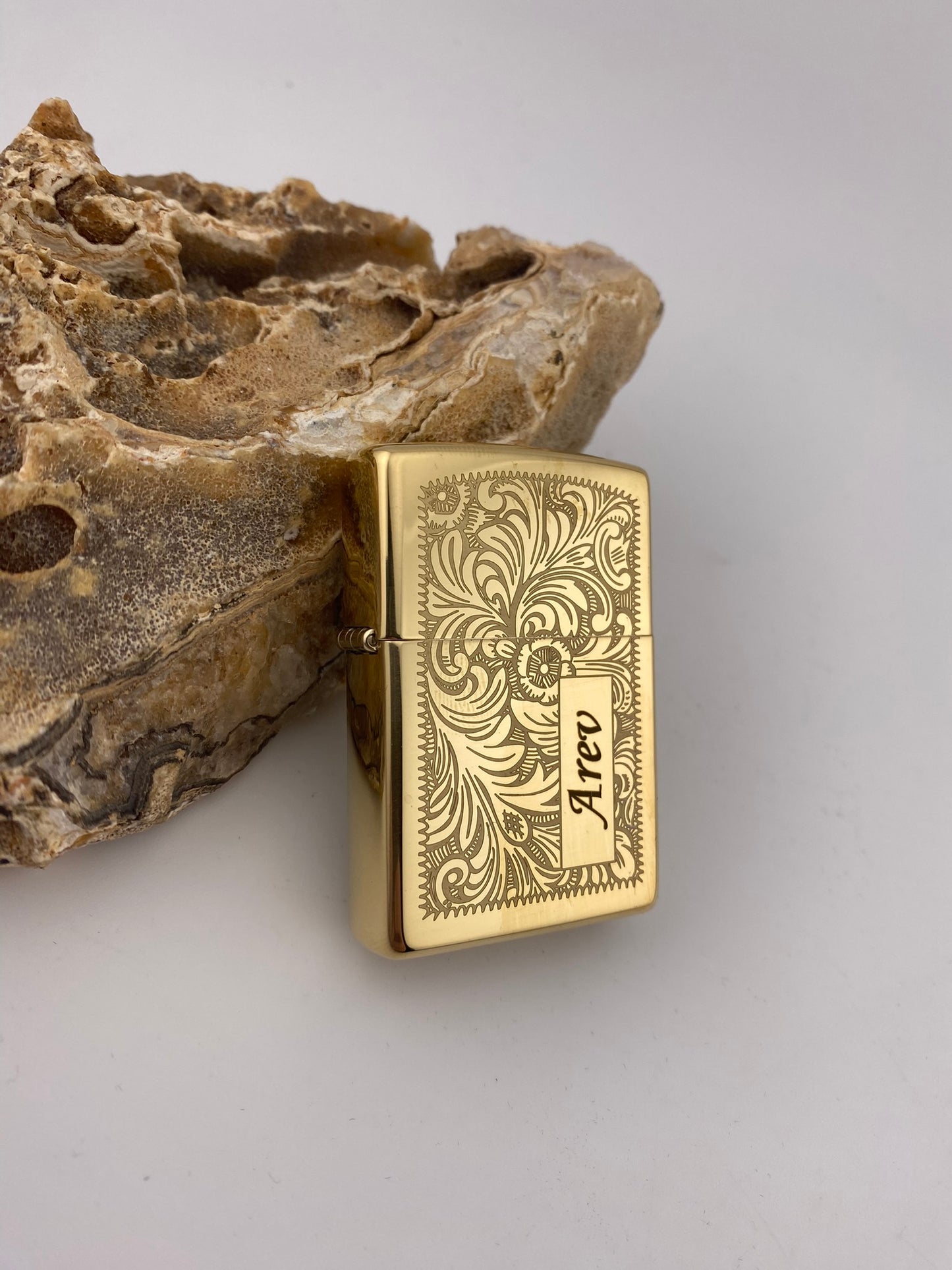 zippo graveren venetian goud